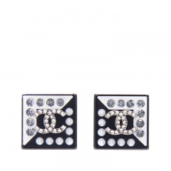 NEW CHANEL A58920 Plastic Black/White Earrings