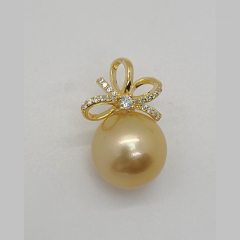 Kyvian Genuine South Sea Pearl Pendant P1004