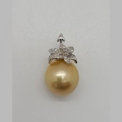 Kyvian Genuine South Sea Pearl Pendant P1011