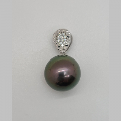 Kyvian Genuine South Sea Pearl Pendant P1022